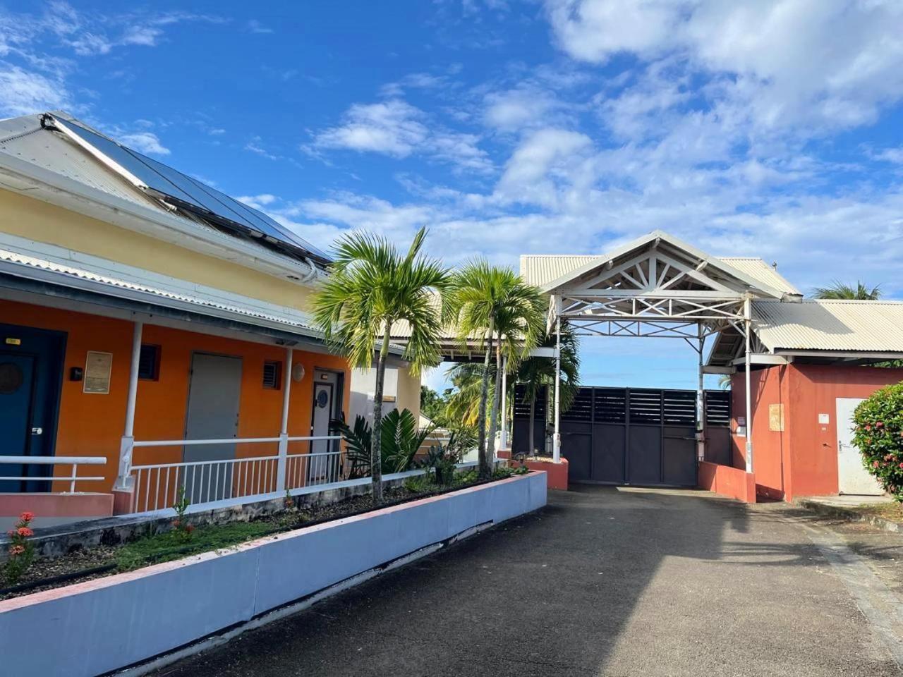 Apartmán L'Escale Bleue La Trinité Exteriér fotografie